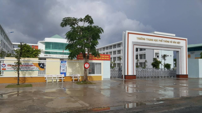Trường THPT V&otilde; Văn Kiệt.