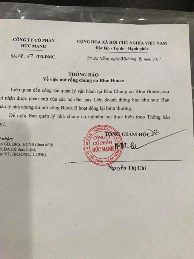 Quyết định mở lại cửa ra v&agrave;o block B khu chung cư Blue House của b&agrave; Nguyễn Thị Chi -&nbsp;Tổng gi&aacute;m đốc C&ocirc;ng ty CP Đức Mạnh.&nbsp;