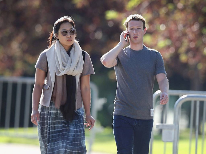 Tỷ ph&uacute; Mark Zuckerberg v&agrave; vợ Priscilla Chan