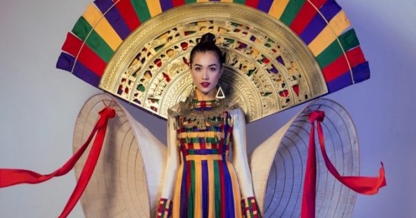 “Hồn Việt” chính thức trở thành trang phục dân tộc cho đại diện Việt Nam tại Miss Universe 2017