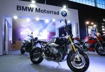 Triệu hồi nhiều xe mô tô phân khối lớn BMW Motorrad RniteT