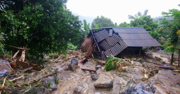 Gần 80 người chết và mất tích trong mưa lũ