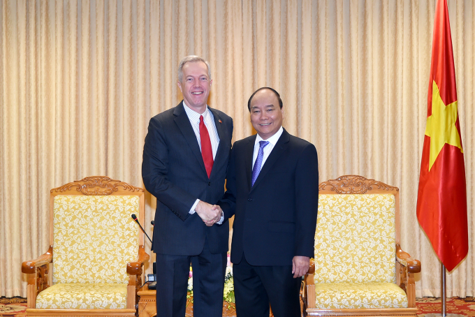 Thủ tướng Nguyễn Xu&acirc;n Ph&uacute;c đ&atilde; tiếp Đại sứ Hoa Kỳ tại Việt Nam Ted Osius.