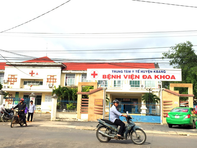 Bệnh viện Đa khoa KBang nơi &ocirc;ng Đạt đang cấp cứu.