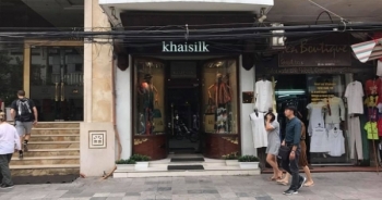 Cửa hàng Khai Silk tại Hà Nội bị tiến hành kiểm tra, khám xét