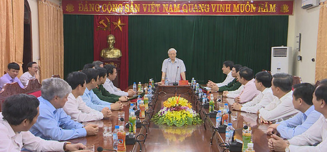 Tổng B&iacute; thư Nguyễn Ph&uacute; Trọng ph&aacute;t biểu tại cuộc gặp mặt l&atilde;nh đạo tỉnh Nghệ An.