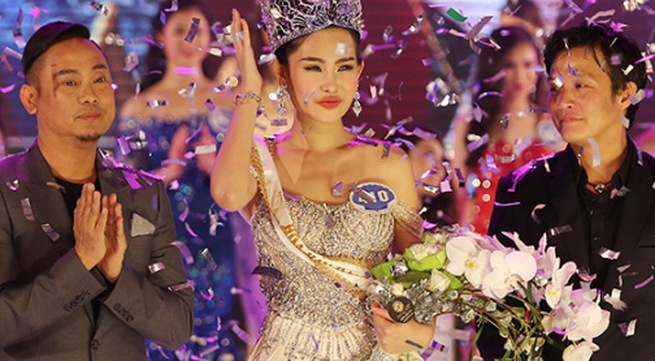 Cựu Hoa hậu Đại dương trả danh hiệu, cuộc thi phải giải tr&igrave;nh!