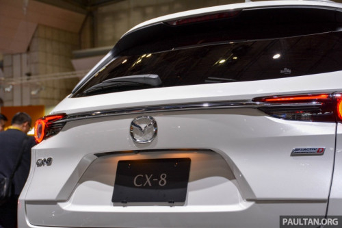 Mazda CX-8 ch&iacute;nh thức tr&igrave;nh l&agrave;ng, gi&aacute; từ 659 triệu đồng