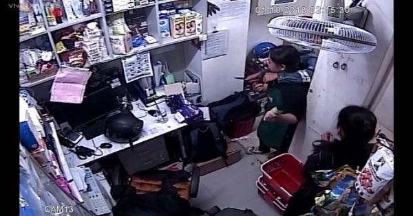 Bắt nghi phạm cầm dao khống chế nữ nhân viên cửa hàng B’smart