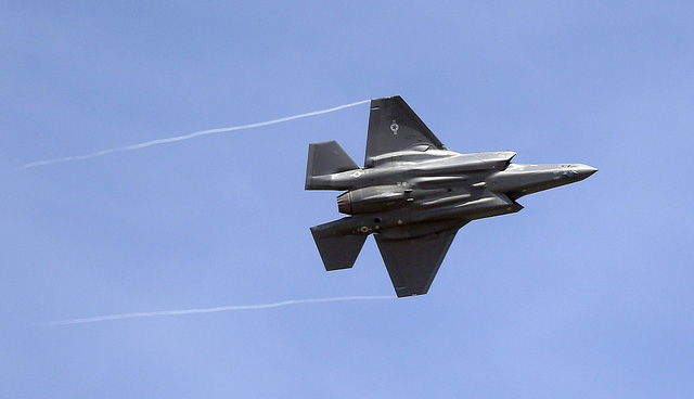 M&aacute;y bay chiến đấu F-35 (Ảnh: AFP)
