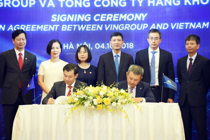 Lễ k&yacute; kết thỏa thuận hợp t&aacute;c giữa Vietnam Arilines v&agrave; Vingroup.