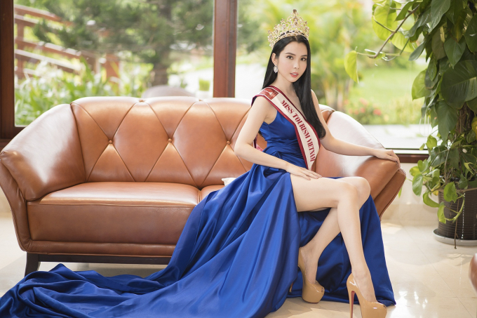 &Aacute; kh&ocirc;i Huỳnh Vy ch&iacute;nh thức đại diện Việt Nam tham gia Miss Tourism Queen Worldwide 2018
