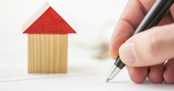 Đơn phương chấm dứt hợp đồng thuê nhà trước thời hạn có phải bồi thường?