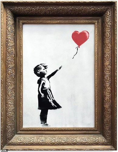 Sửng sốt bức tranh của Banksy trị giá 31 tỷ đồng tự động tiêu hủy