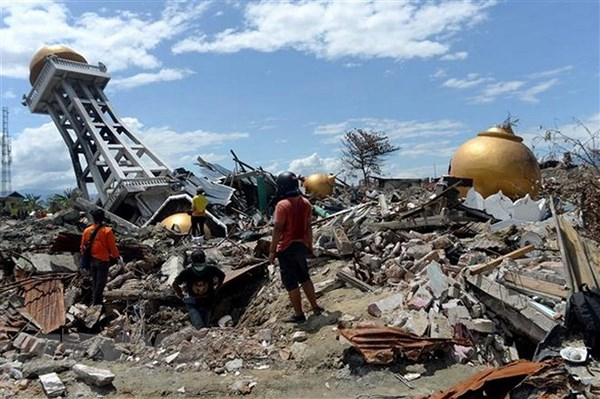 Cảnh đổ n&aacute;t sau vụ động đất v&agrave; s&oacute;ng thần tại Balaroa, Palu, Trung Sulawesi của Indonesia. (Ảnh: THX).
