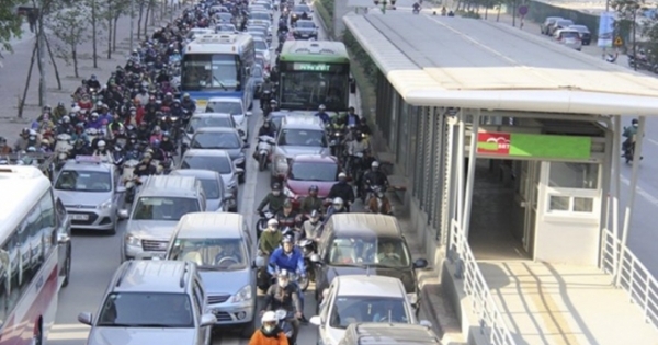 BRT Hà Nội nghìn tỷ kém hiệu quả, nhiều sai phạm: "Phải có ai đó chịu trách nhiệm!"