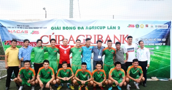 FC Báo NNVN vô địch giải bóng đá Agricup 2018 tranh cúp Agribank