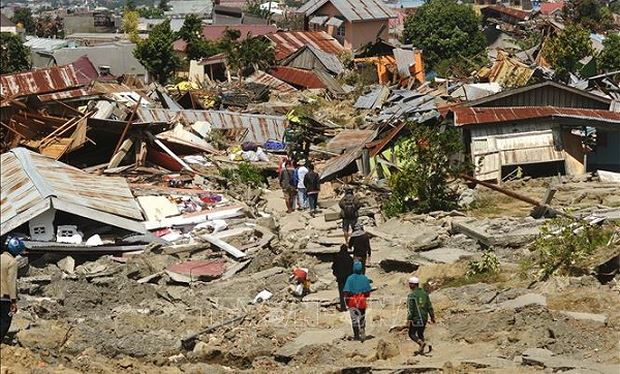 Hiện trường đổ n&aacute;t sau thảm họa động đất s&oacute;ng thần ở Palu, Trung Sulawesi, Indonesia ng&agrave;y 1/10. Ảnh: AFP/TTXVN