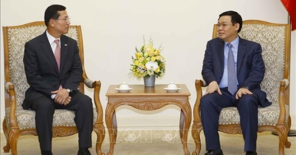 Phó Thủ tướng Vương Đình Huệ tiếp lãnh đạo Công ty Shinhan