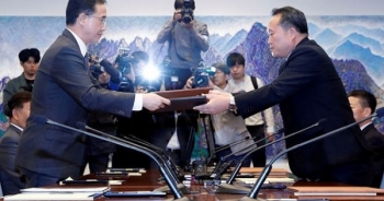Hàn Quốc - Triều Tiên sắp động thổ dự án kết nối đường sắt, đường bộ