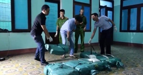 Quảng Bình: Khen thưởng cá nhân, tập thể vụ phát hiện hơn 300kg ma túy