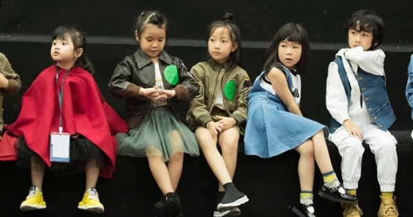 Xuân Lan đưa 4 học trò nhí đến Shanghai Fashion Week