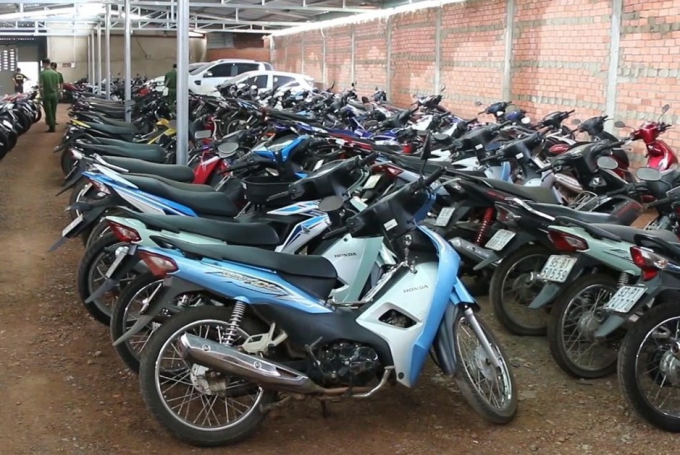 gần 1000 xe máy đang được cầm cố tại kho của các cơ sở cầm đồ.