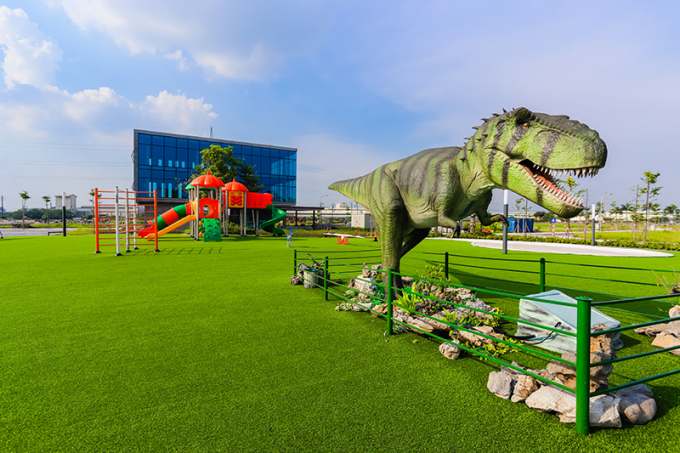 Công viên khủng long – một trong những tiện ích nổi bật của dự án Phố Nối House.