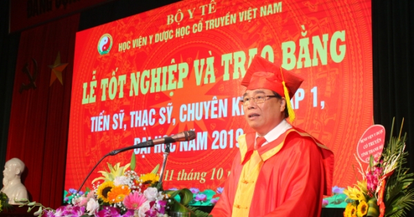 Học viện YDHCT Việt Nam tổ chức Lễ tốt nghiệp và trao bằng cho Tiến sĩ, Thạc sĩ, chuyên khoa cấp 1