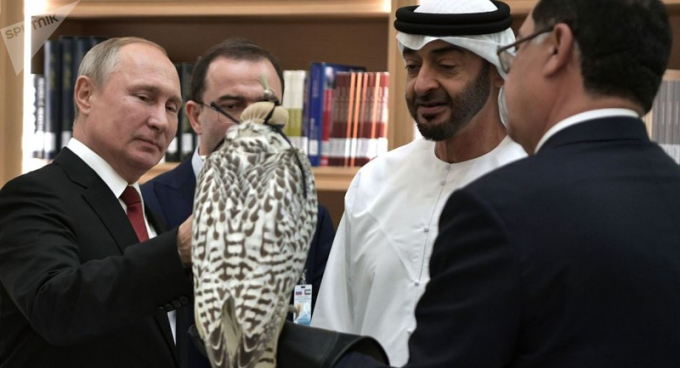 Tổng thống Nga Putin tặng quà quý trong chuyến thăm các nước Ả rập.