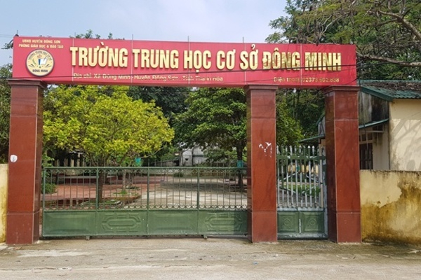 Trường THCS và Tiểu học Đông Minh nơi xảy ra lạm thu