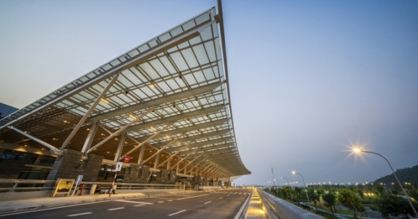 Từ 1/11: Sân bay Vân Đồn mở đường bay mới tới Đà Nẵng