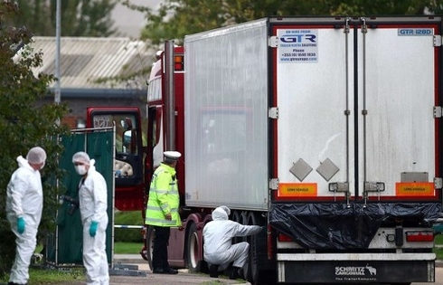 Bộ Ngoại giao thông tin về vụ việc 39 nạn nhân thiệt mạng trong xe tải ở Anh
