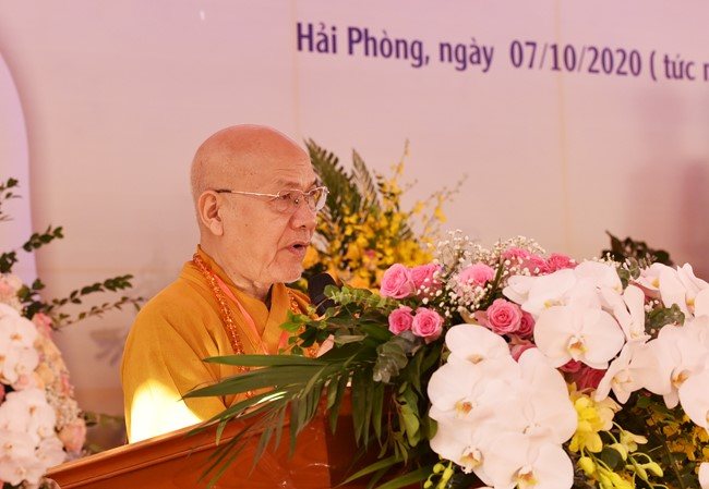 Hòa thượng Tiến sỹ Thích Quảng Tùng - Phó chủ tịch Hội đồng trị sự Trung ương Giáo hội Phật giáo Việt Nam - Trưởng Ban trị sự GHPGVN Thành phố Hải Phòng.