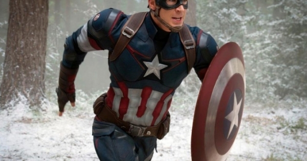 Nam tài tử Captain America bị “dính” sự cố lộ ảnh nhạy cảm