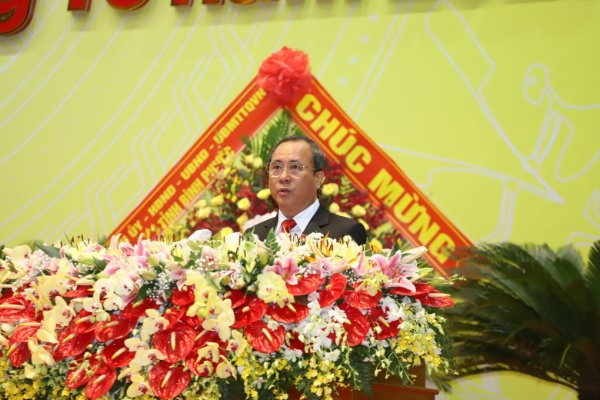 Ông Trần Văn Nam - Bí thư Tỉnh ủy tỉnh Bình Dương phát biểu khai mạc Đại hội.