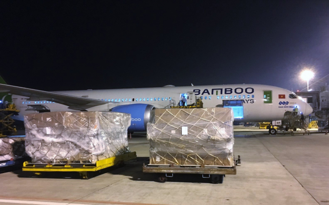 Ngày 14/10 (giờ địa phương), chuyến bay chở hàng trên khoang khách mang số hiệu QH468 của Bamboo Airways khởi hành từ Hà Nội đã hạ cánh xuống Sân bay Quốc tế Incheon