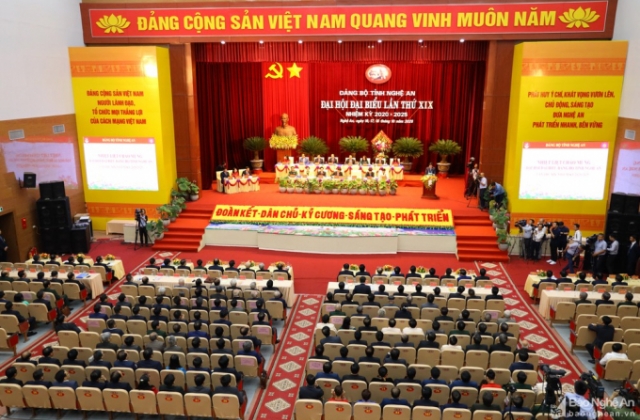 Sáng nay (17/10), khai mạc Đại hội đại biểu Đảng bộ tỉnh Nghệ An lần thứ XIX