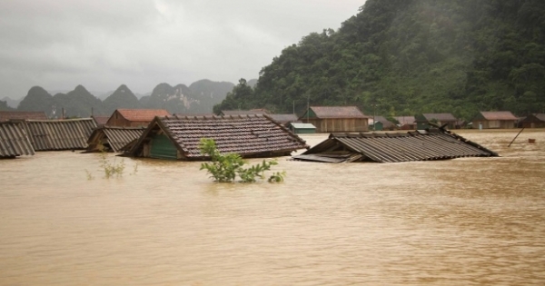 Quảng Bình: Hơn 57.000 ngôi nhà bị ngập trong biển nước