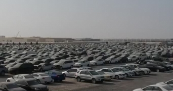 Clip: Cận cảnh "nghĩa địa" của hàng nghìn siêu xe phủ bụi tại Dubai