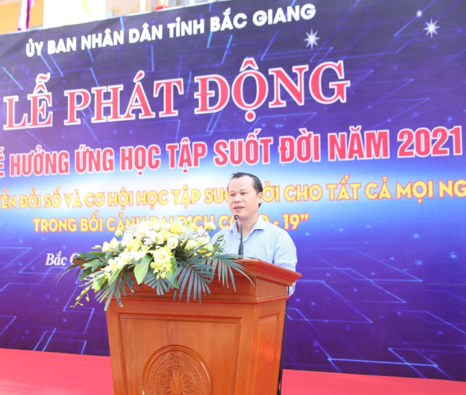 Đồng chí Mai Sơn, Phó Chủ tịch Thường trực UBND tỉnh phát động Tuần lễ hưởng ứng học tập suốt đời năm 2021.