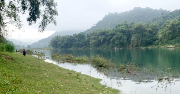 Hà Giang: Lật thuyền trên đập thủy điện, 4 học sinh mất tích