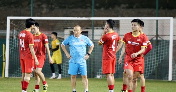 HLV Park Hang Seo xốc lại tinh thần đội tuyển Việt Nam, sẵn sàng đấu Oman