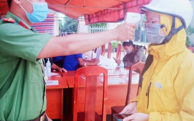 Lâm Đồng: Kỷ luật 2 Phó Chủ tịch UBND huyện do vi phạm quy định phòng, chống dịch