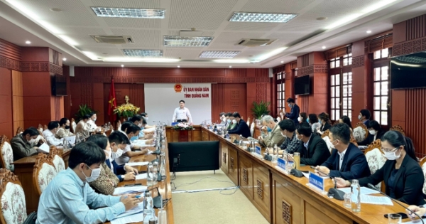 UBND tỉnh họp bàn về Phương án đón khách quốc tế đến du lịch Quảng Nam