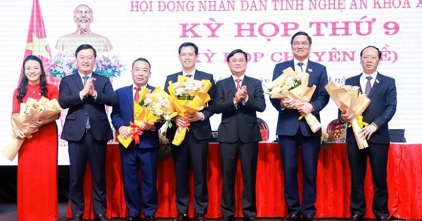 Phê chuẩn Phó Chủ tịch UBND tỉnh Nghệ An