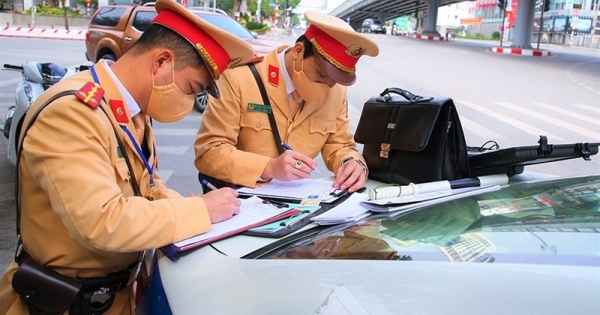 Hà Nội xử phạt hơn 37 tỷ đồng vi phạm giao thông