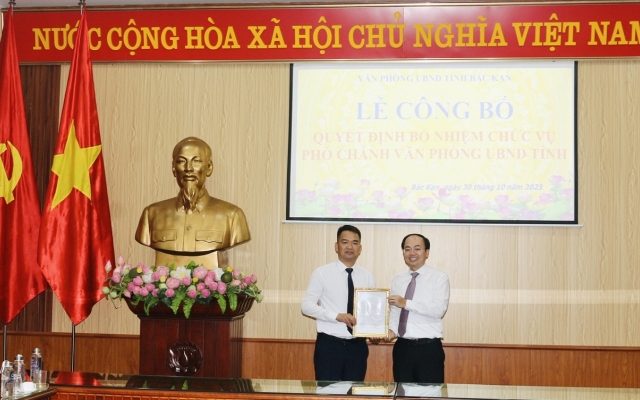 Ông Lưu Quốc Trung giữ chức Phó Chánh văn phòng UBND tỉnh Bắc Kạn