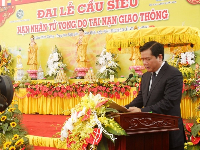 Bộ trưởng Bộ GTVT Đinh La Thăng ph&aacute;t biểu tại đại lễ. Ảnh: Ngọc Nga