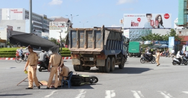 Đà Nẵng: Tai nạn thương tâm, mẹ chết thảm, con bị thương nặng